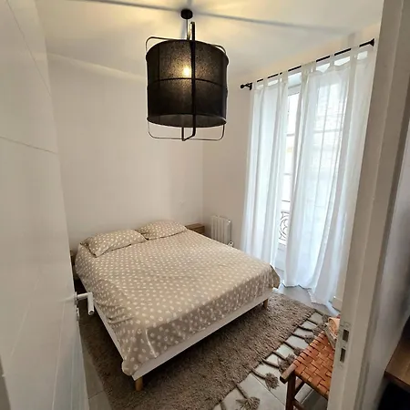 Appartement Le Coeur De Secteur Arenes Parking Offert ! Nîmes