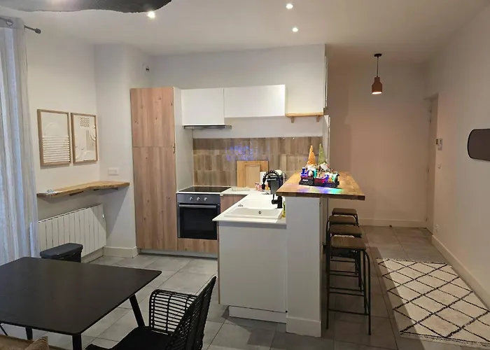 Le Coeur De Secteur Arenes Parking Offert ! Apartmán *